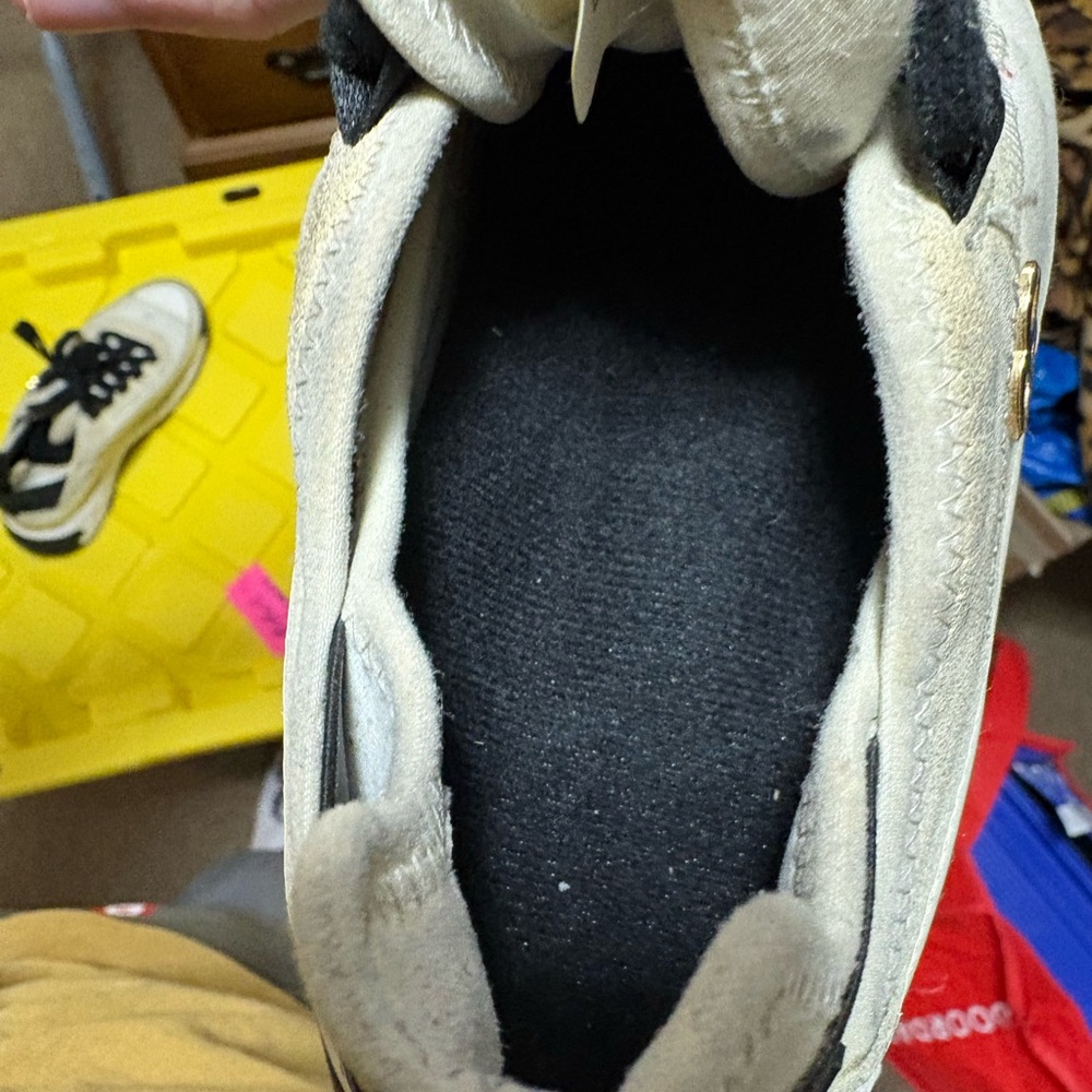 Chanel WhiteBlack Leather & Fabric CC Low Top Sneaker Shoes, 36 - Picture 6 of 10